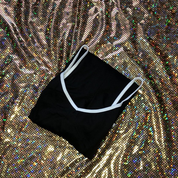 -Boutique- Shorts Romper - Picture 14 of 17